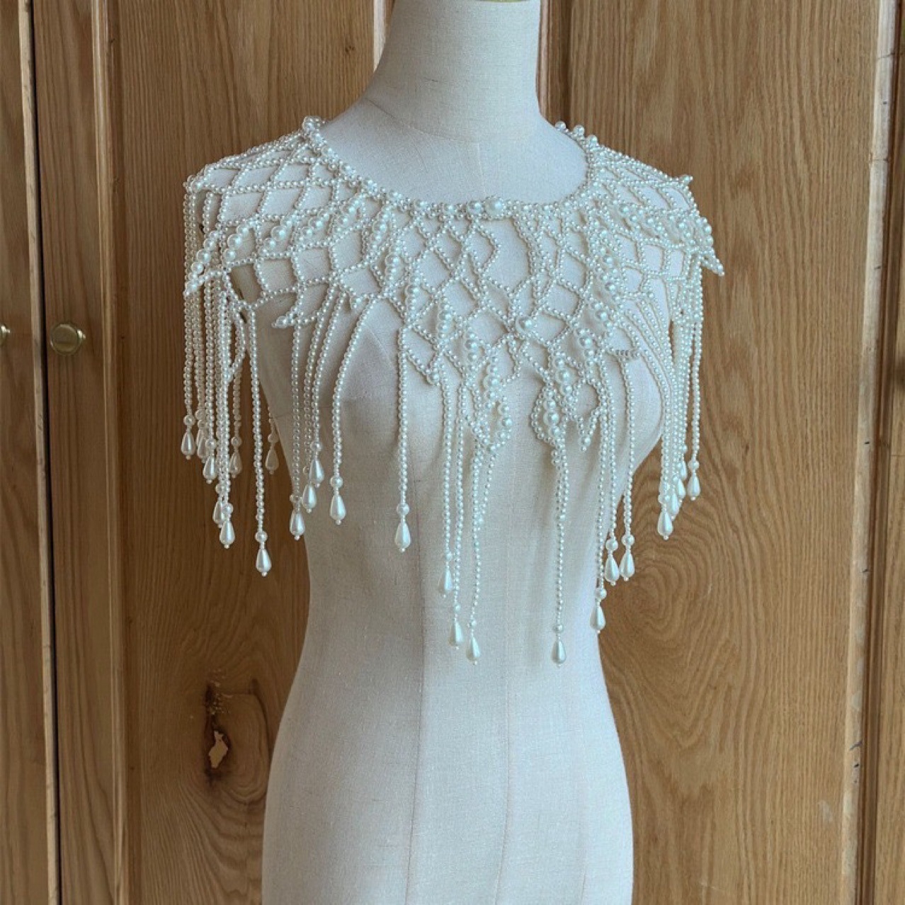 Body Jewelry Vest - Ręcznie Robiony Perłowy Łańcuszek na Ciało,