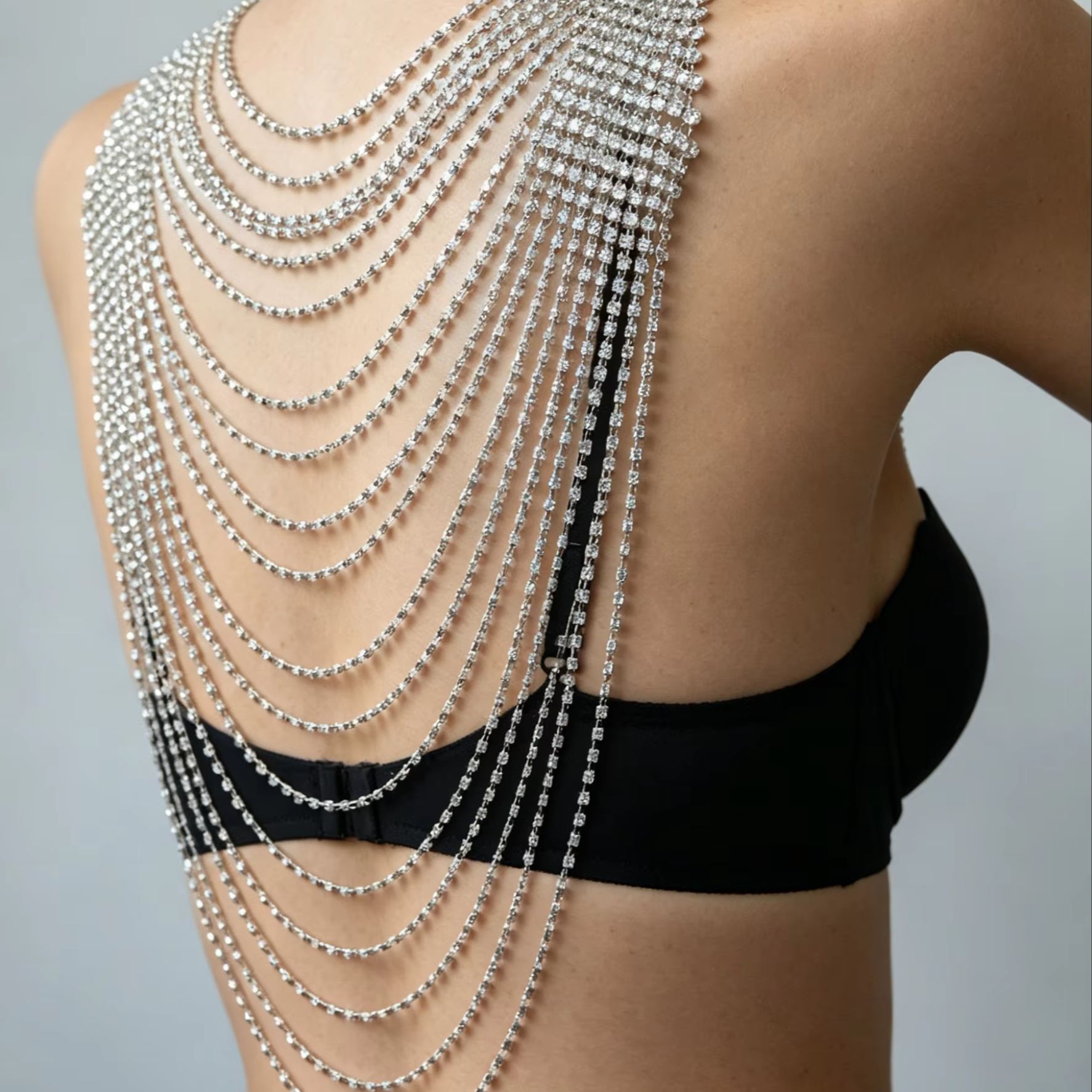 Body Jewelry Rhinestone - Stylowy, wielowarstwowy łańcuszek na ciało na