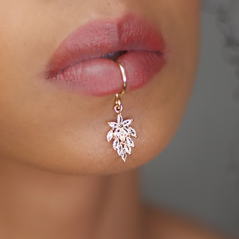Luksusowe kolczyki wiszące w k – Body Jewelry Quality recenzja i cena